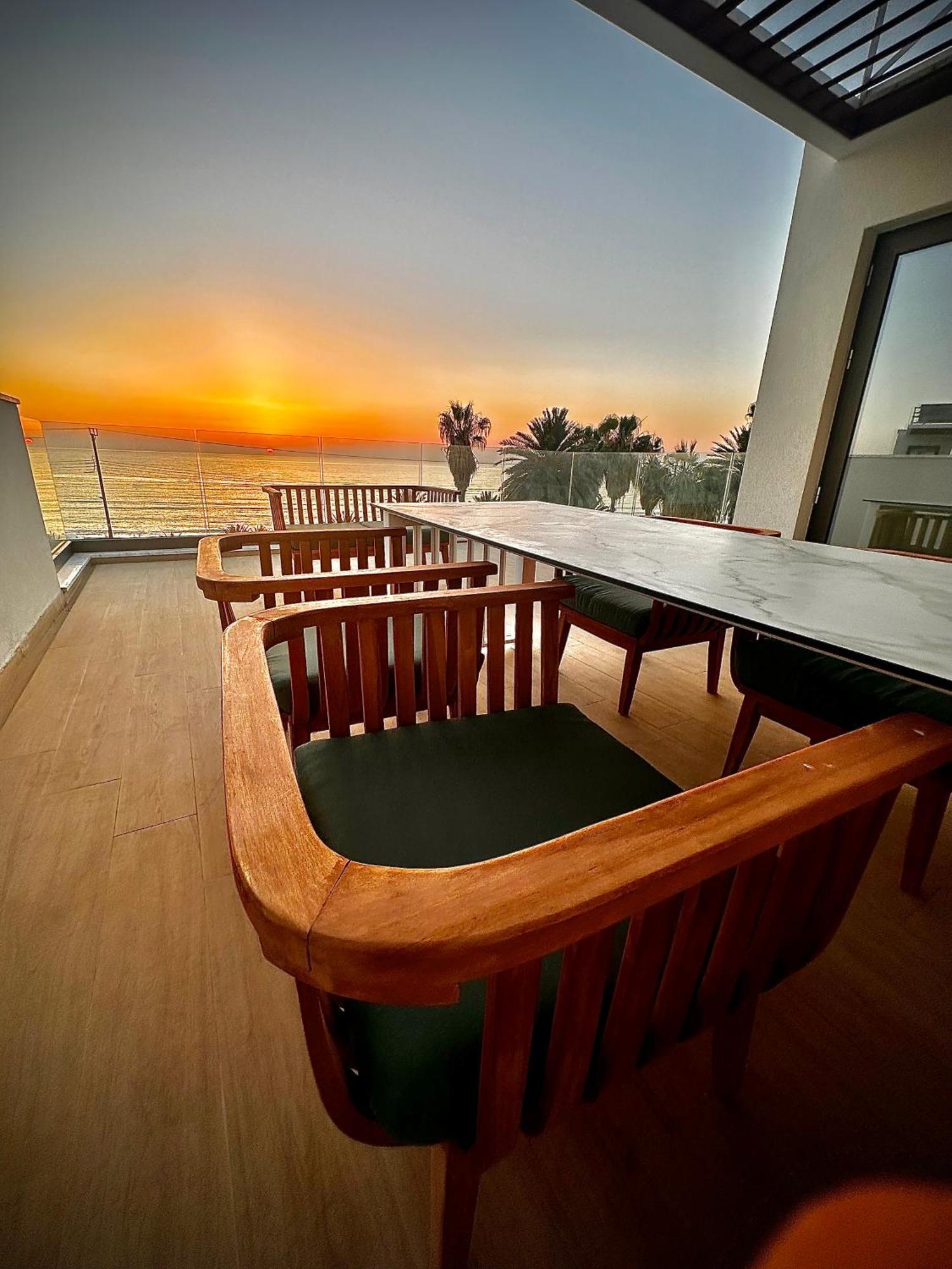 Santa Barbara Seafront Villas W Jacuzzi Pool Пафос Экстерьер фото