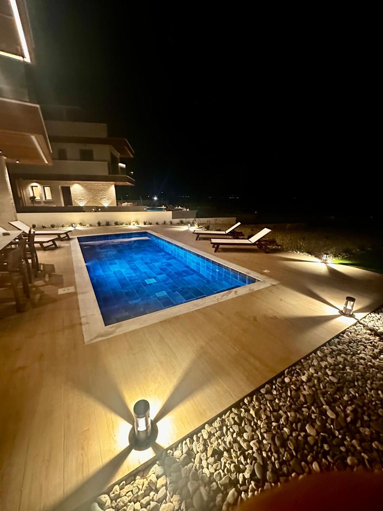 Santa Barbara Seafront Villas W Jacuzzi Pool Пафос Экстерьер фото